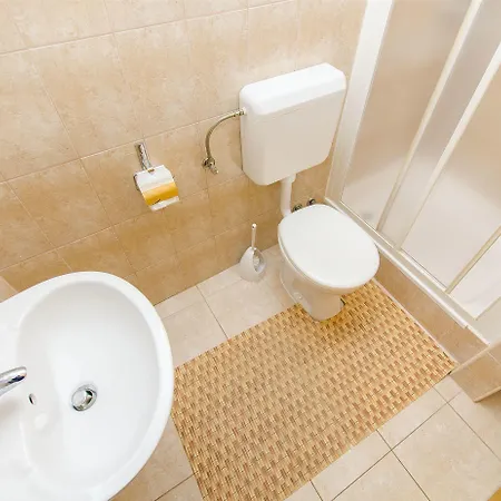 Apartament And Iva Trogir