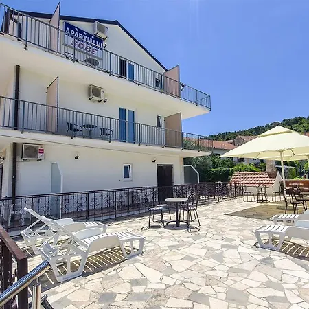 And Iva Trogir