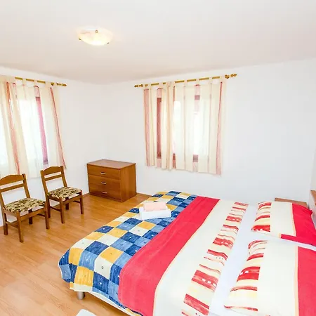 And Iva Apartament Trogir