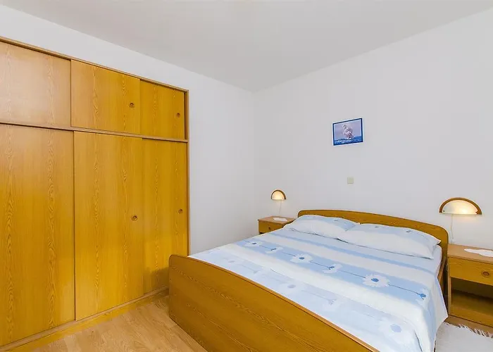 And Iva Apartman Trogir