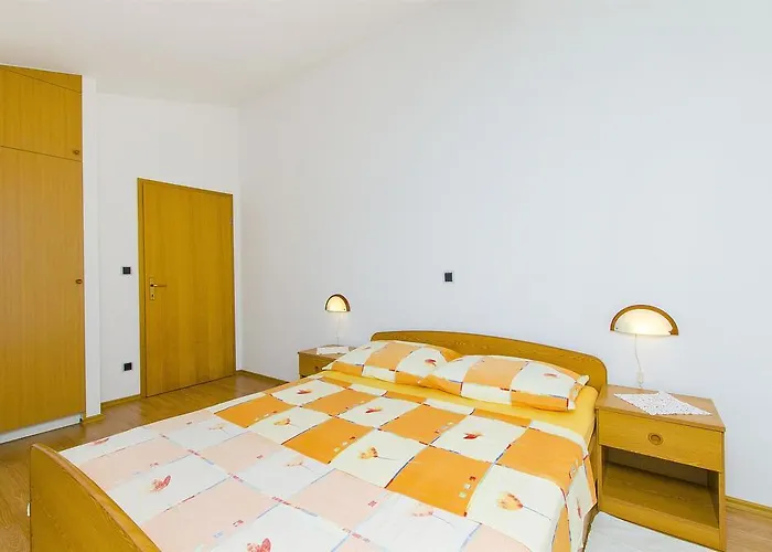 Apartman And Iva *