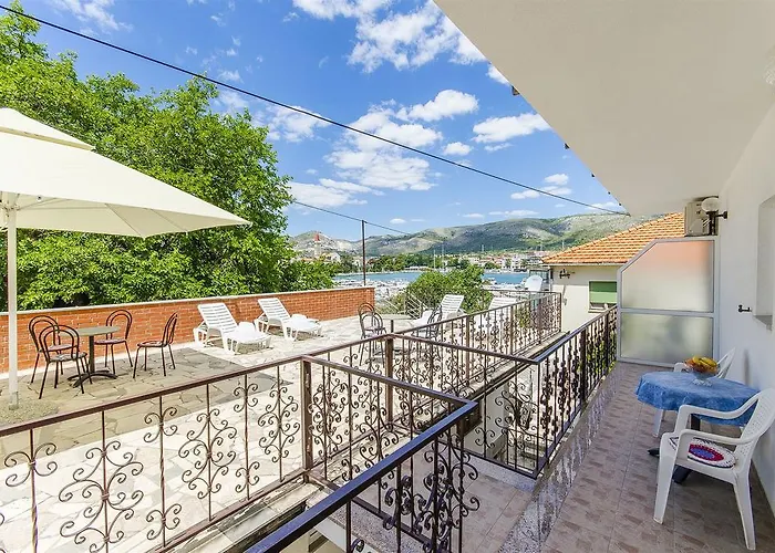 And Iva * Trogir