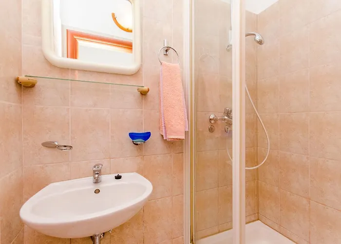 And Iva Apartman